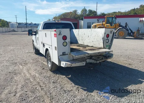 2013 Ford F-250 Xl z USA, uszkodzony, nr VIN 1FDBF2A63DEA86835